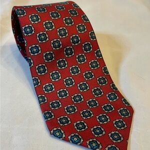 Rivetz of Boston Classic Red Medallion Men's Tie 58x3.5